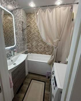 2-к квартира, вторичка, 56м2, 9/10 этаж