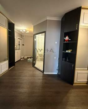 4-к квартира, вторичка, 100м2, 10/10 этаж