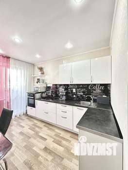 2-к квартира, вторичка, 58м2, 4/10 этаж