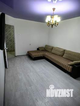 2-к квартира, вторичка, 63м2, 1/10 этаж