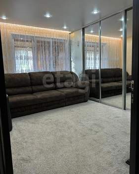 2-к квартира, вторичка, 43м2, 1/5 этаж