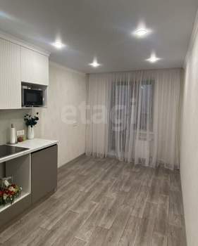 3-к квартира, вторичка, 83м2, 4/10 этаж