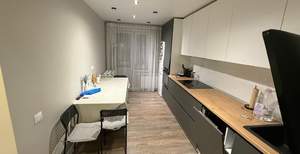 3-к квартира, вторичка, 65м2, 2/19 этаж