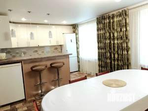 3-к квартира, вторичка, 124м2, 1/10 этаж