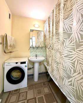 2-к квартира, вторичка, 65м2, 11/18 этаж