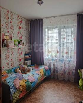 4-к квартира, вторичка, 72м2, 2/5 этаж