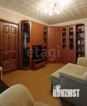3-к квартира, вторичка, 71м2, 1/5 этаж