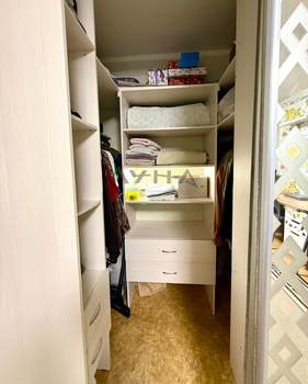 2-к квартира, вторичка, 65м2, 11/18 этаж