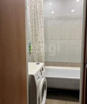 2-к квартира, вторичка, 59м2, 1/10 этаж