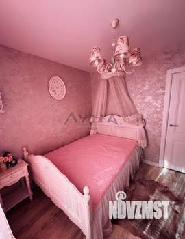 3-к квартира, вторичка, 74м2, 2/5 этаж