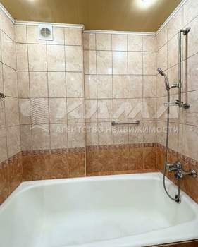 3-к квартира, вторичка, 58м2, 2/5 этаж