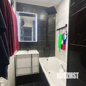 4-к квартира, вторичка, 73м2, 2/5 этаж