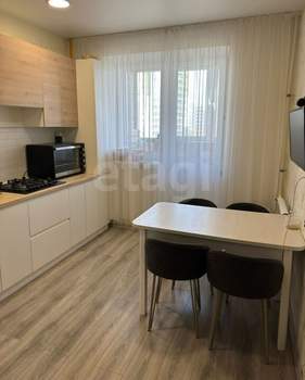 1-к квартира, вторичка, 42м2, 6/10 этаж