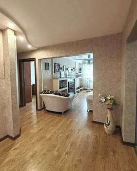 3-к квартира, вторичка, 97м2, 3/10 этаж