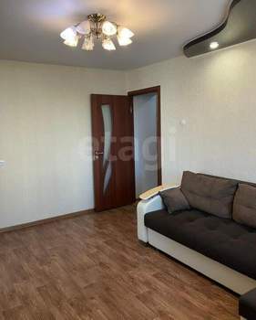 3-к квартира, вторичка, 65м2, 5/14 этаж