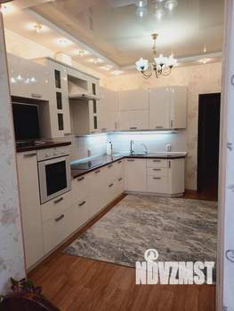 2-к квартира, вторичка, 68м2, 9/16 этаж