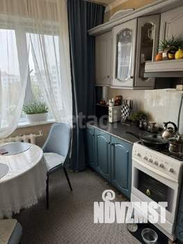 2-к квартира, вторичка, 50м2, 9/9 этаж