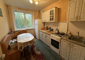 2-к квартира, вторичка, 50м2, 3/9 этаж