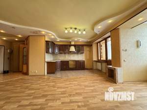 3-к квартира, вторичка, 77м2, 2/9 этаж