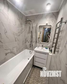 2-к квартира, вторичка, 64м2, 1/10 этаж