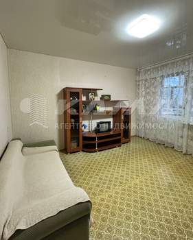 2-к квартира, вторичка, 44м2, 3/5 этаж