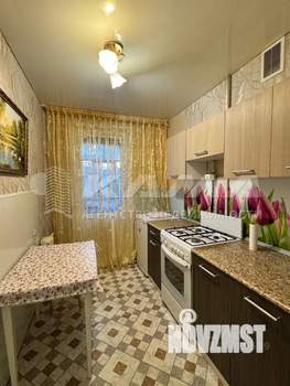 2-к квартира, вторичка, 44м2, 3/5 этаж