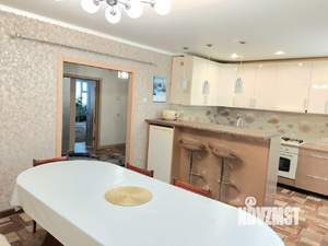 3-к квартира, вторичка, 124м2, 1/10 этаж