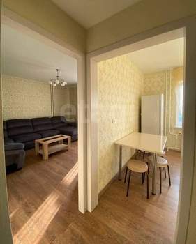 2-к квартира, вторичка, 50м2, 10/19 этаж