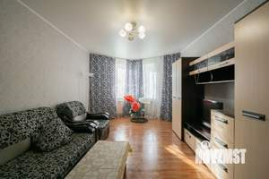 2-к квартира, вторичка, 73м2, 1/17 этаж