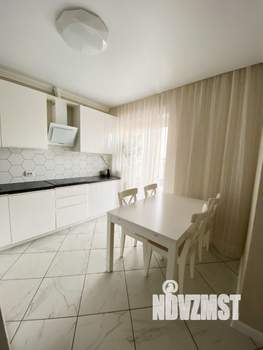 3-к квартира, вторичка, 72м2, 4/25 этаж