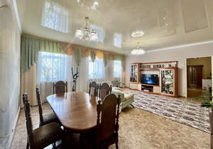 4-к квартира, вторичка, 126м2, 1/6 этаж