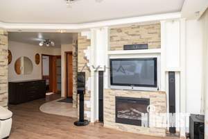 4-к квартира, вторичка, 75м2, 2/5 этаж