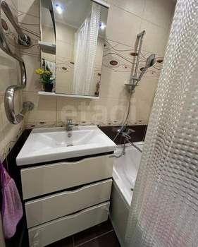 2-к квартира, вторичка, 54м2, 6/10 этаж