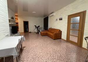 3-к квартира, вторичка, 110м2, 1/6 этаж