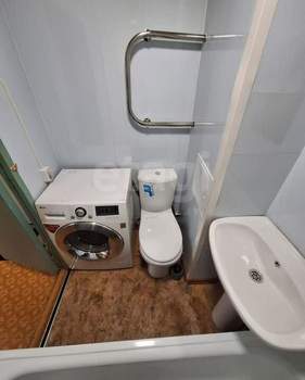 2-к квартира, вторичка, 40м2, 3/5 этаж