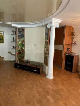 5-к квартира, вторичка, 110м2, 8/9 этаж