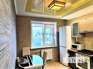 4-к квартира, вторичка, 104м2, 9/9 этаж