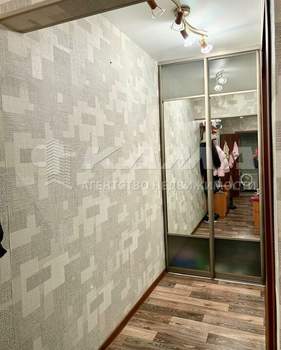 2-к квартира, вторичка, 51м2, 1/9 этаж