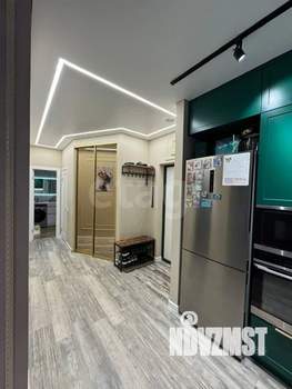 3-к квартира, вторичка, 53м2, 1/18 этаж