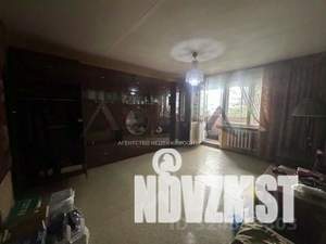 3-к квартира, вторичка, 58м2, 2/5 этаж