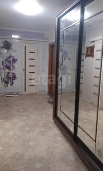 4-к квартира, вторичка, 100м2, 1/9 этаж