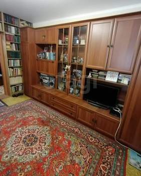 3-к квартира, вторичка, 65м2, 6/9 этаж