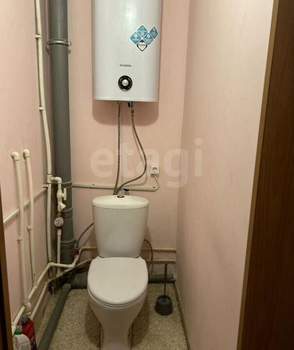 2-к квартира, вторичка, 59м2, 1/10 этаж