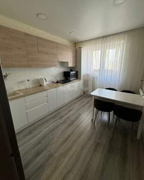 1-к квартира, вторичка, 42м2, 6/10 этаж