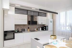 2-к квартира, вторичка, 68м2, 3/3 этаж