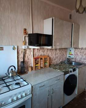 2-к квартира, вторичка, 42м2, 3/5 этаж